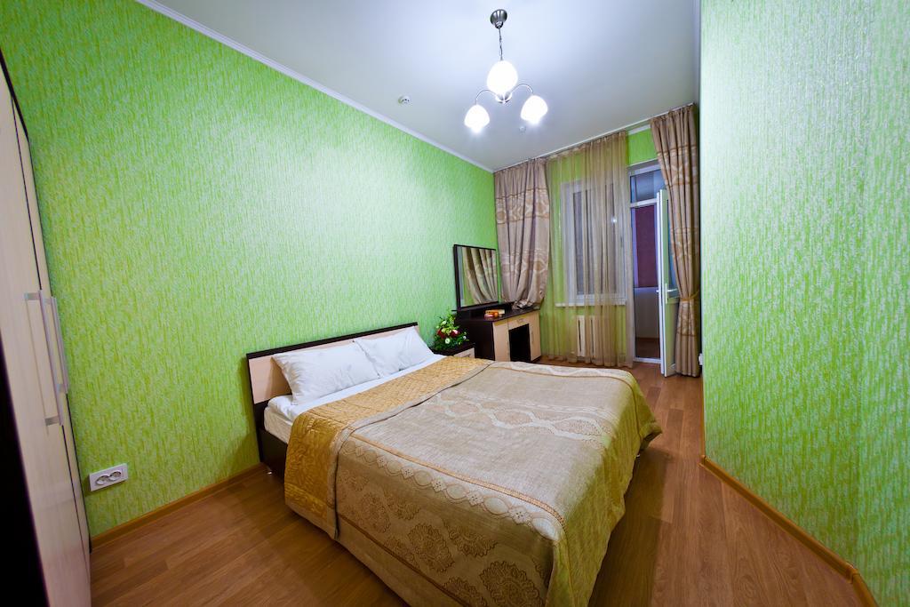 Golden Dragon Aparthotel บิชเคก ห้อง รูปภาพ
